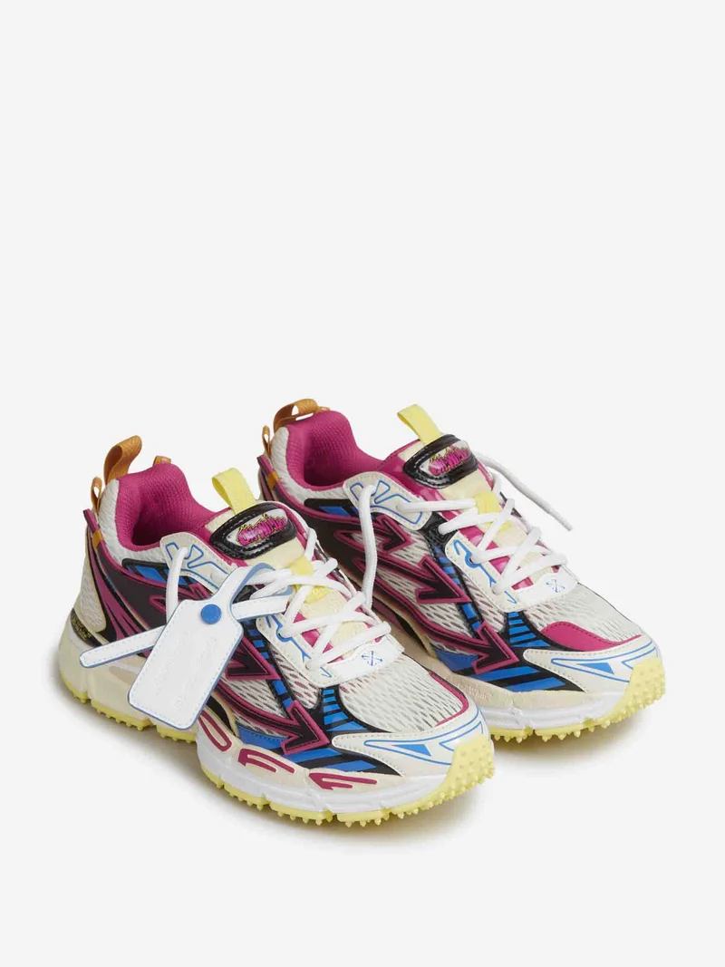 Sneakers Ow be Right Back