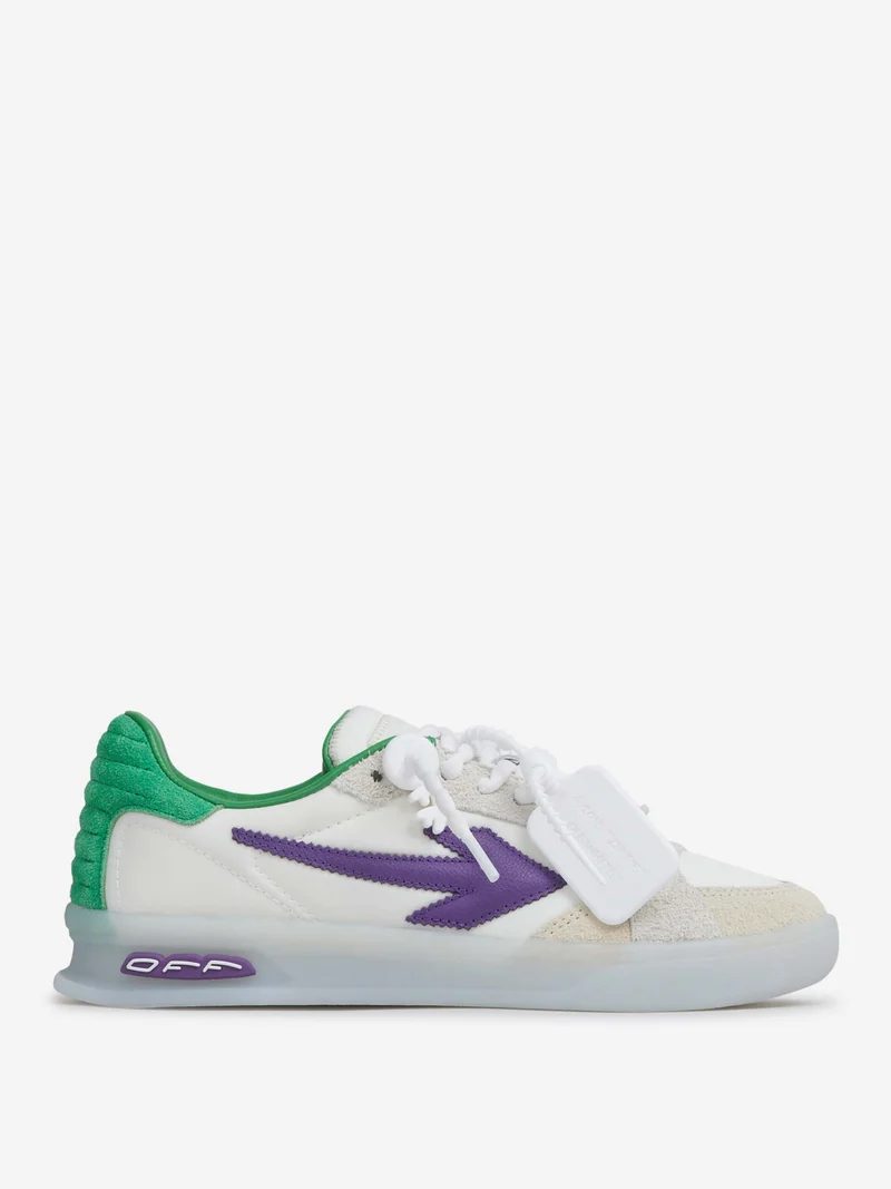 Sneakers End of Play