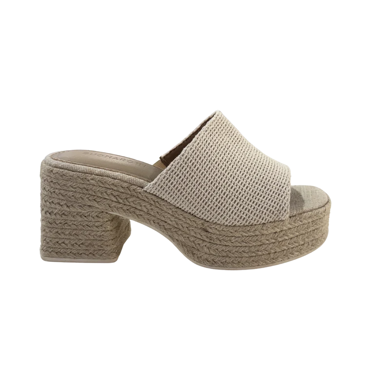 MUJER SANDALIA BEIGE DESTALONADA