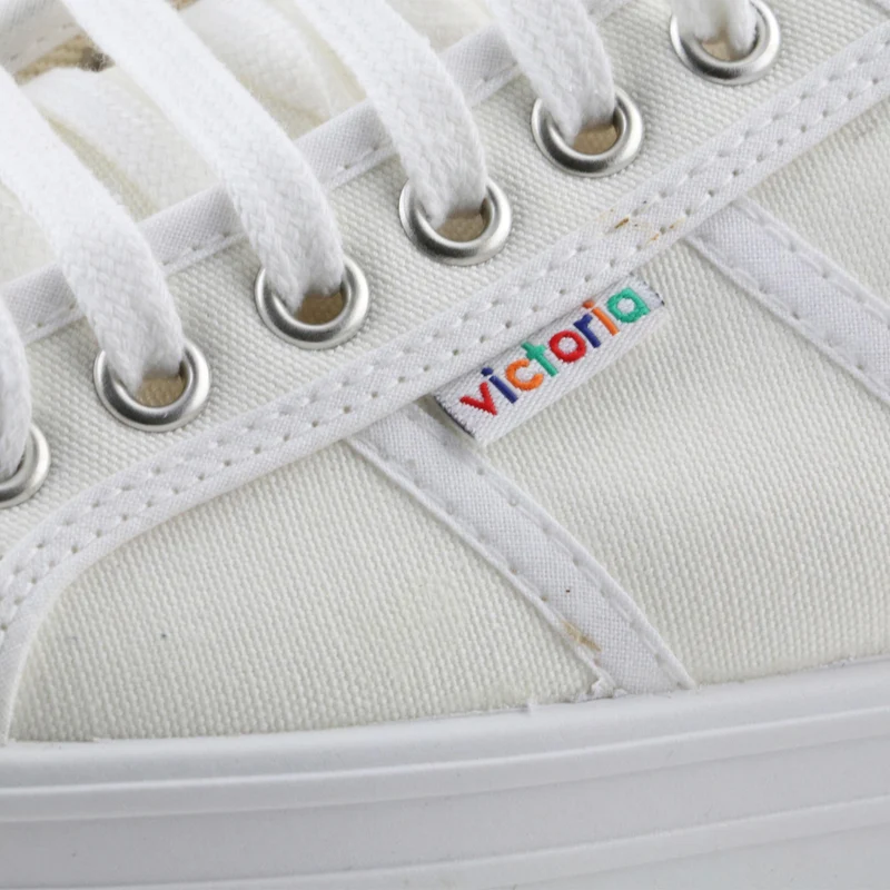 Zapatilla blanca 9200 Victoria
