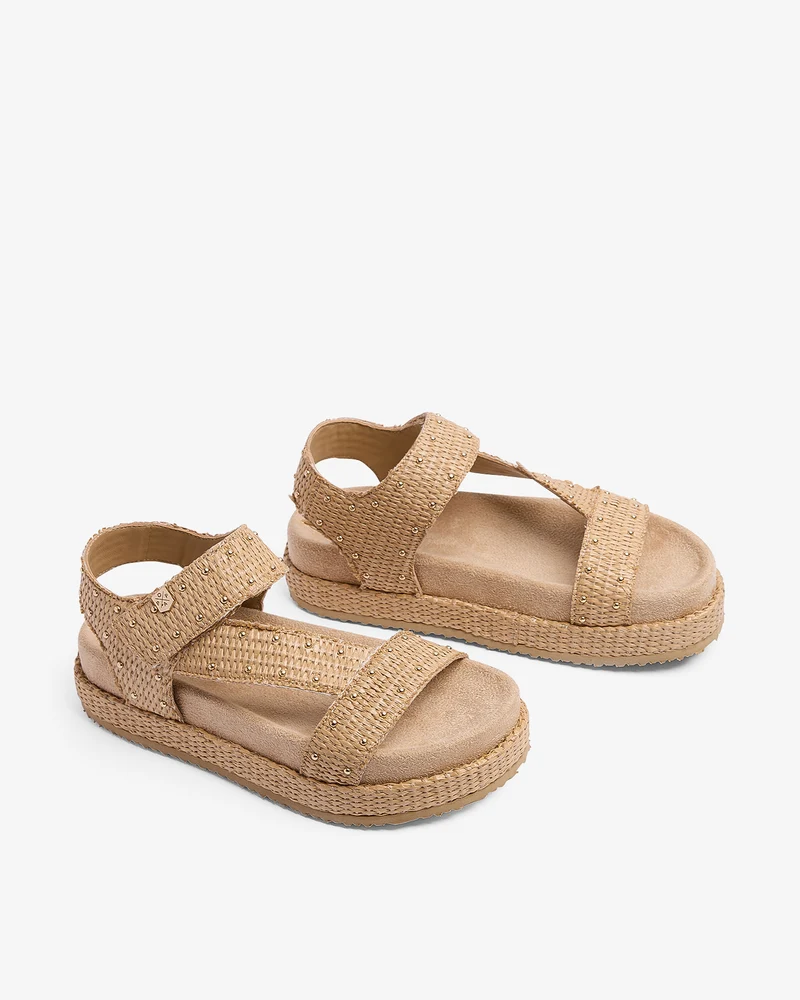 Sandalia Niana Tachuelas Rafia Beige