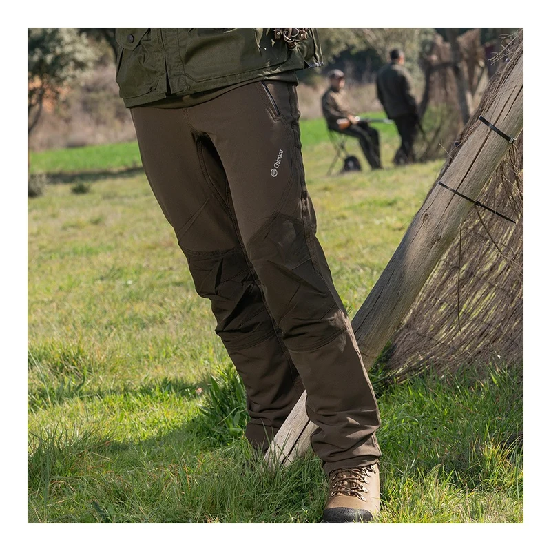 Pantalón de montaña y trekking Chiruca Vigo 01 Elástico Verde