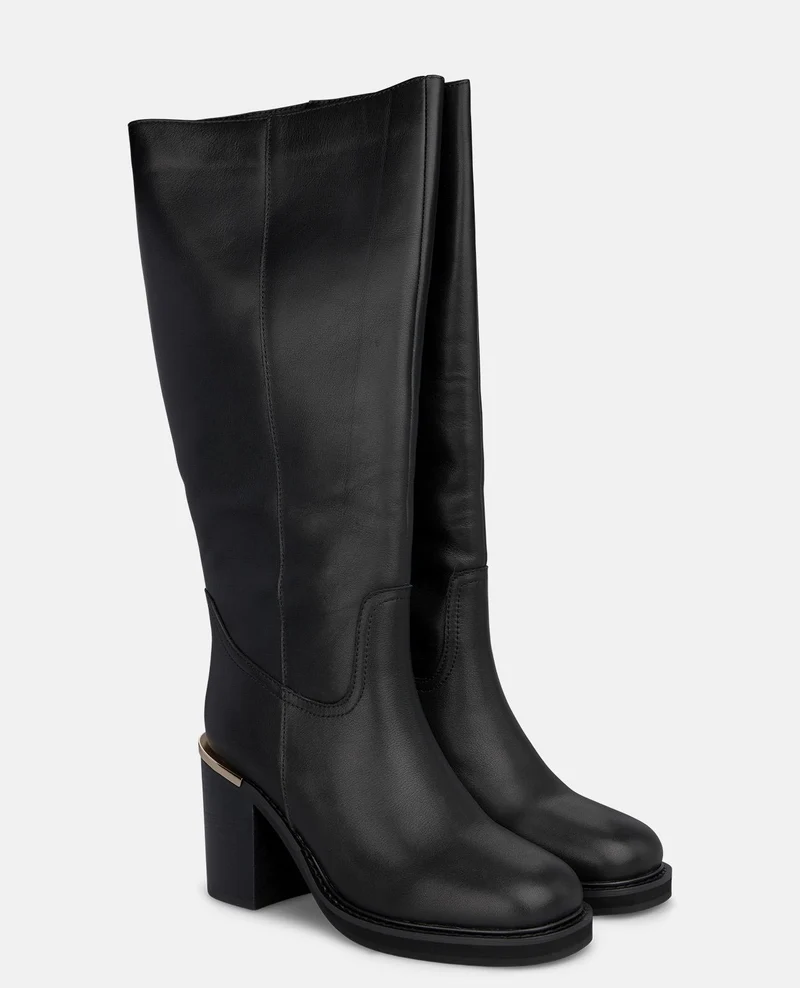 BOTA ALTA DE PIEL
