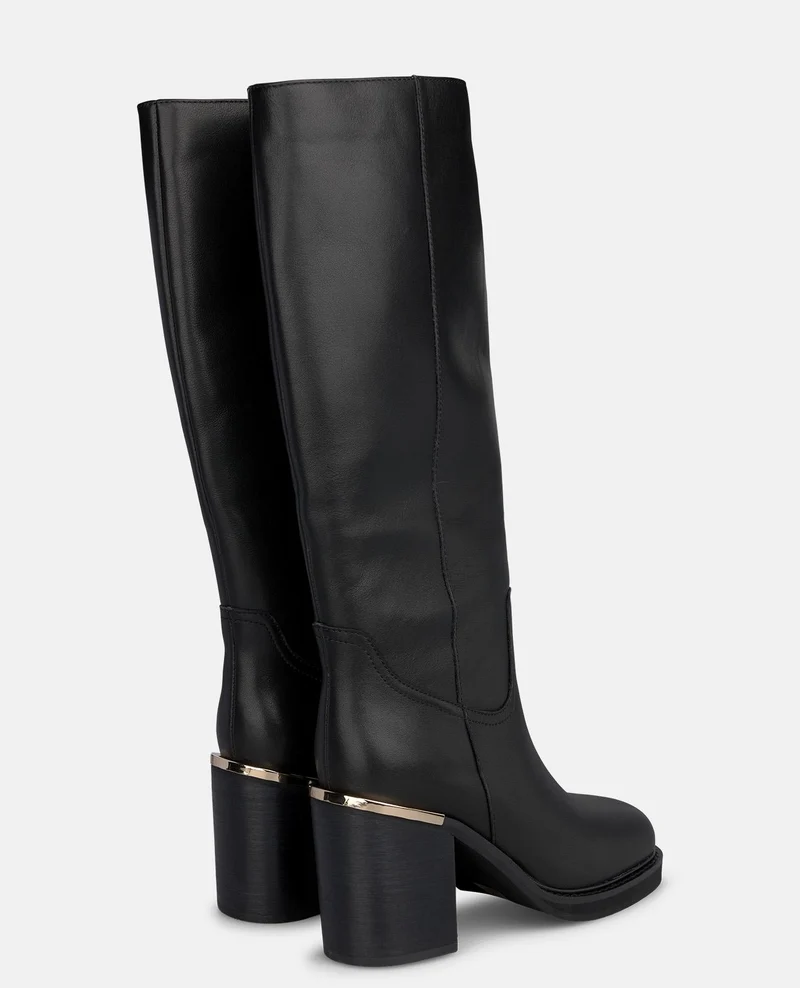 BOTA ALTA DE PIEL