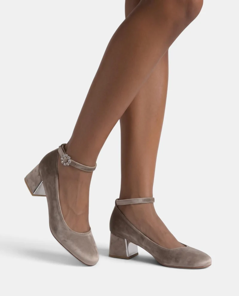 ZAPATO TERCIOPELO CON PULSERA