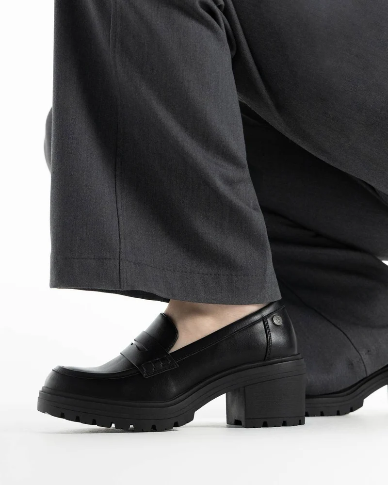 Zapato de mujer con tacón Xti 14629801