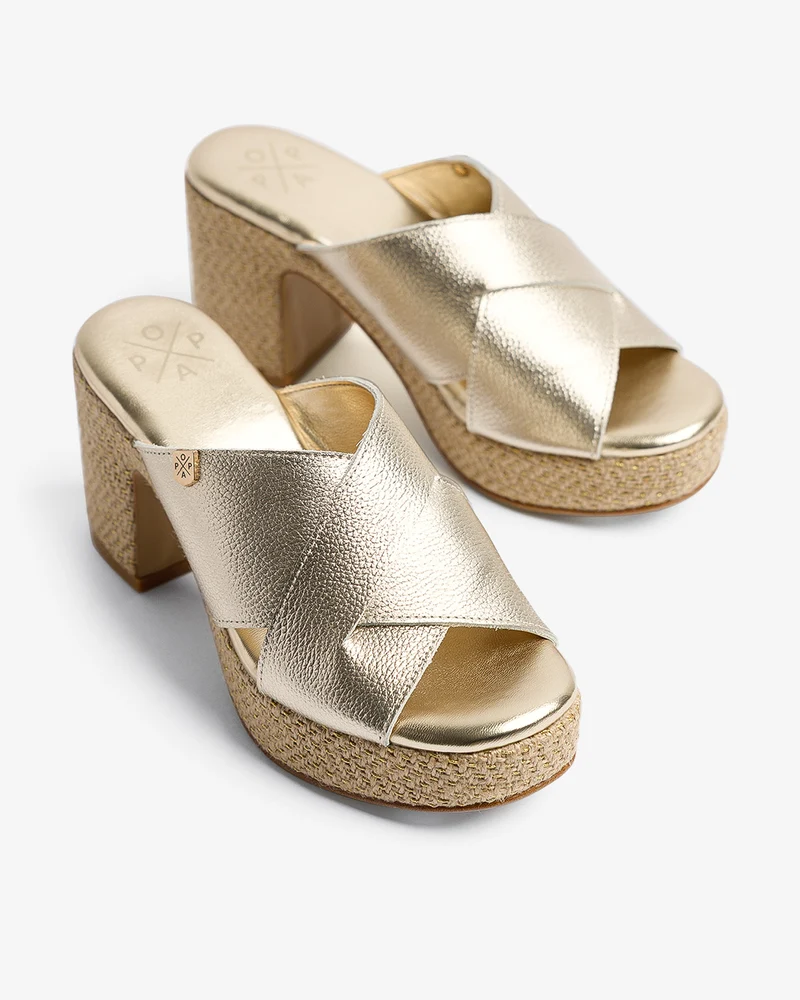 Sandalia Melibea Laminado Oro