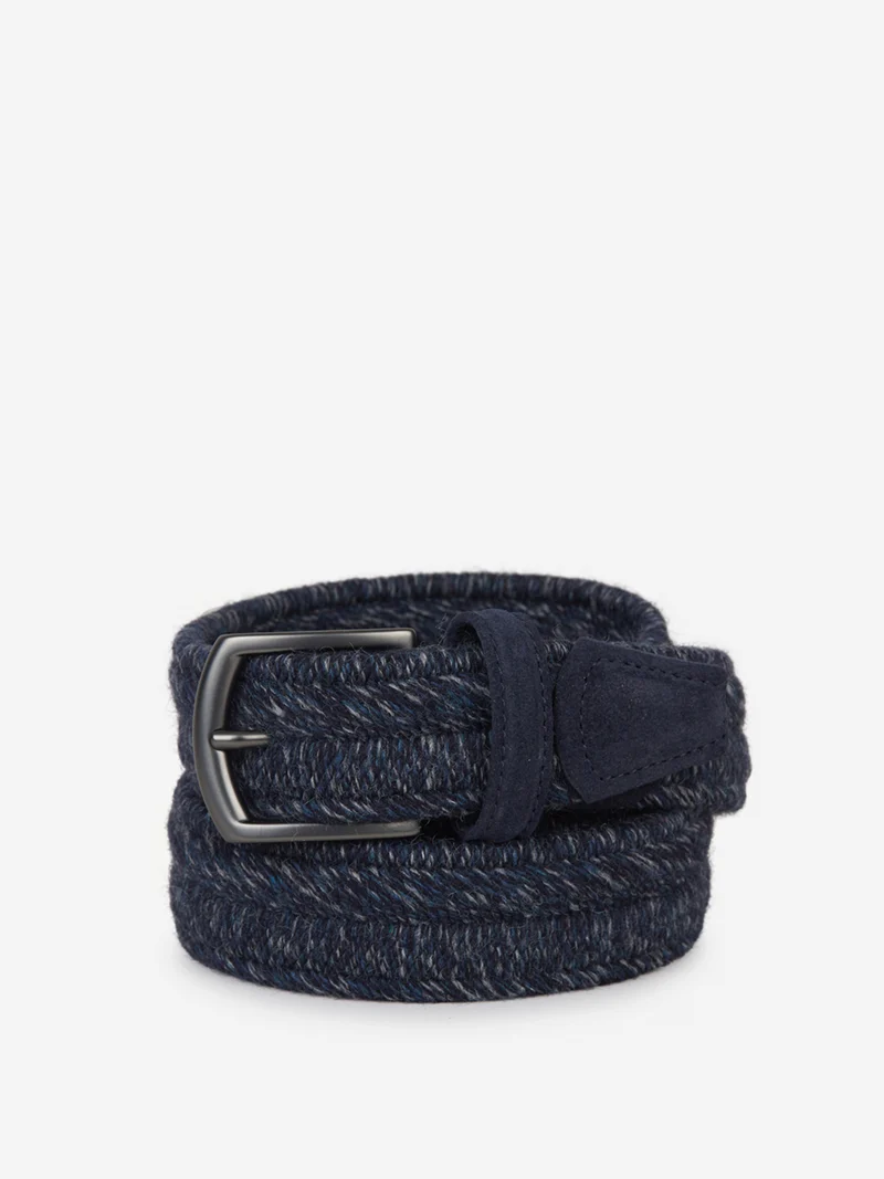 Braided belt with a suede leather detail