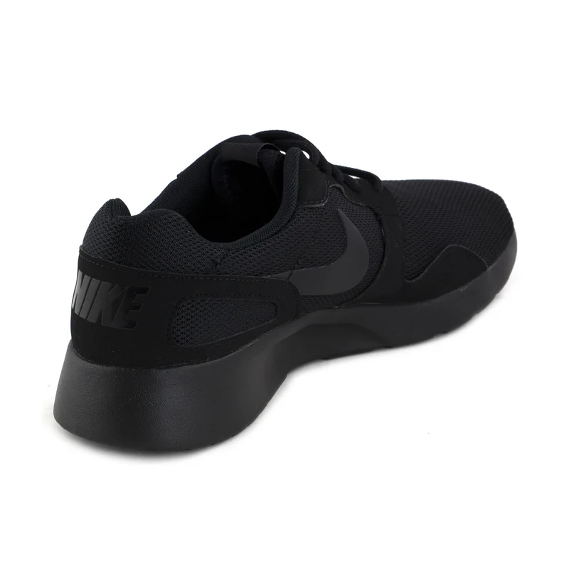 Deportiva total negro KAISHI Nike