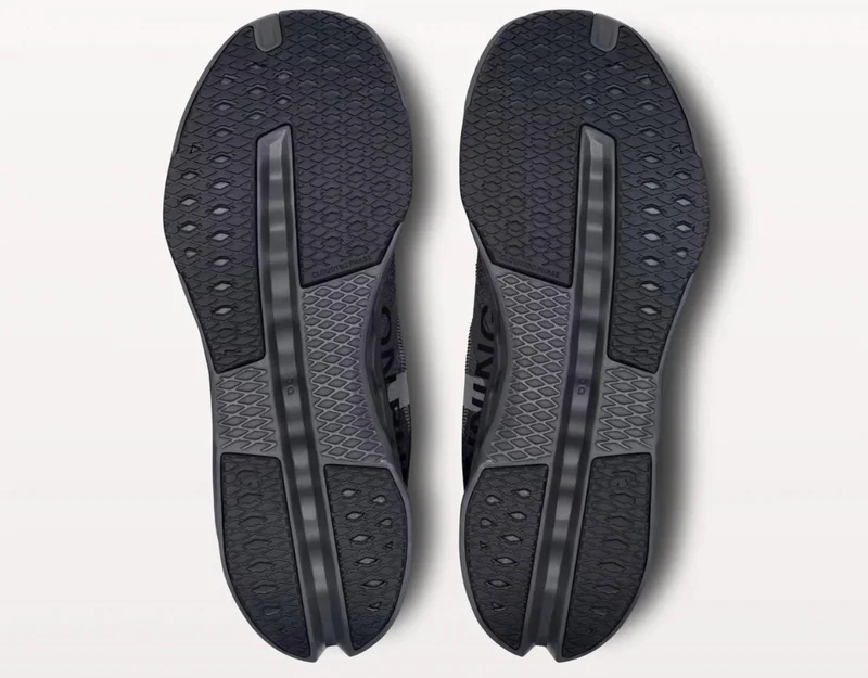 Zapatillas de entrenamiento On Cloudsurfer Next Wide de ajuste ancho para mujer