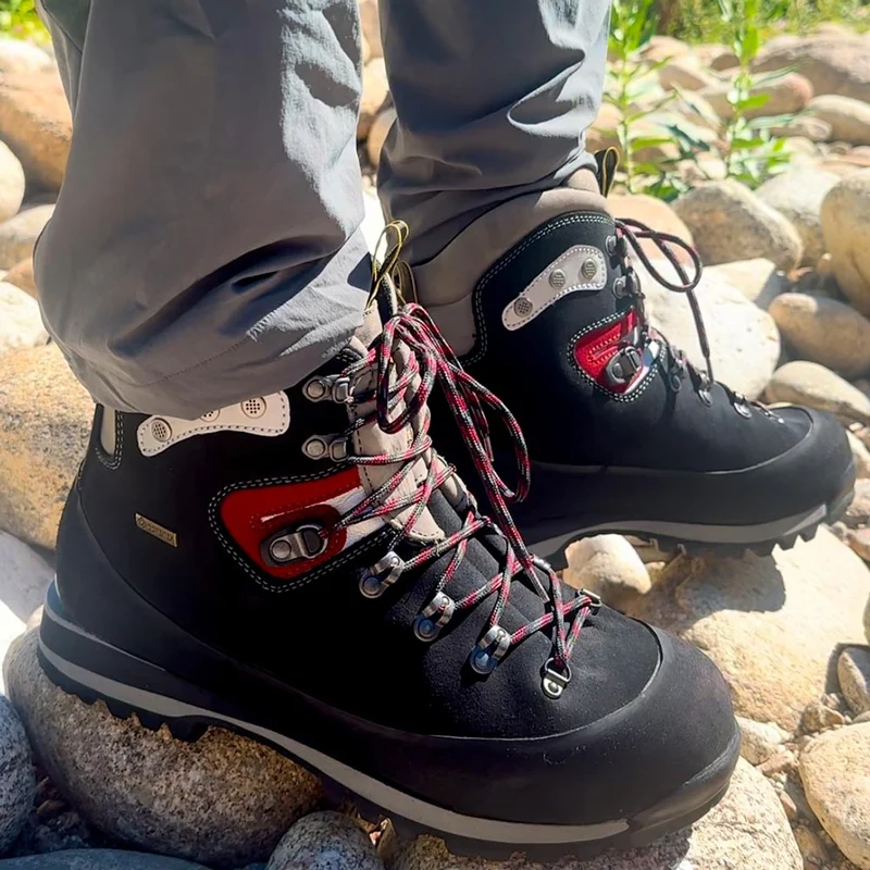 Botas de montaña y trekking Hombre Bestard Phantom Gore-Tex Negro
