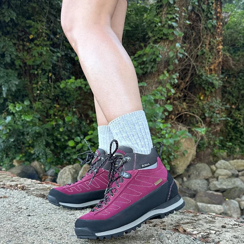 Botas de montaña y trekking Mujer Bestard Nova Lady Gore-Tex Rosa