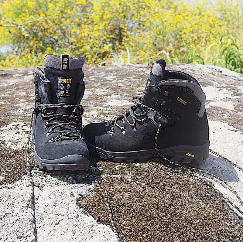 Botas de montaña y trekking Hombre Bestard Gredos Gore-Tex Gris