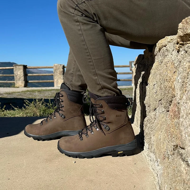 Botas de montaña y caza Hombre Bestard Taiga Gore-Tex Marrón