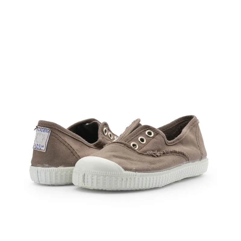 Zapatilla marrón 88088 La Cadena