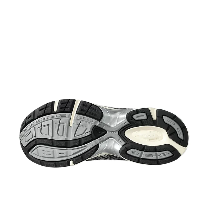 Deportiva total gris GEL1130 Asics