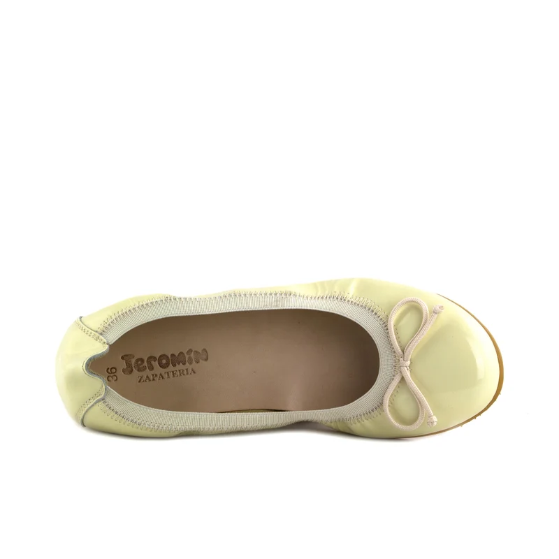 Bailarina charol beige claro ROLL-CH Jeromín