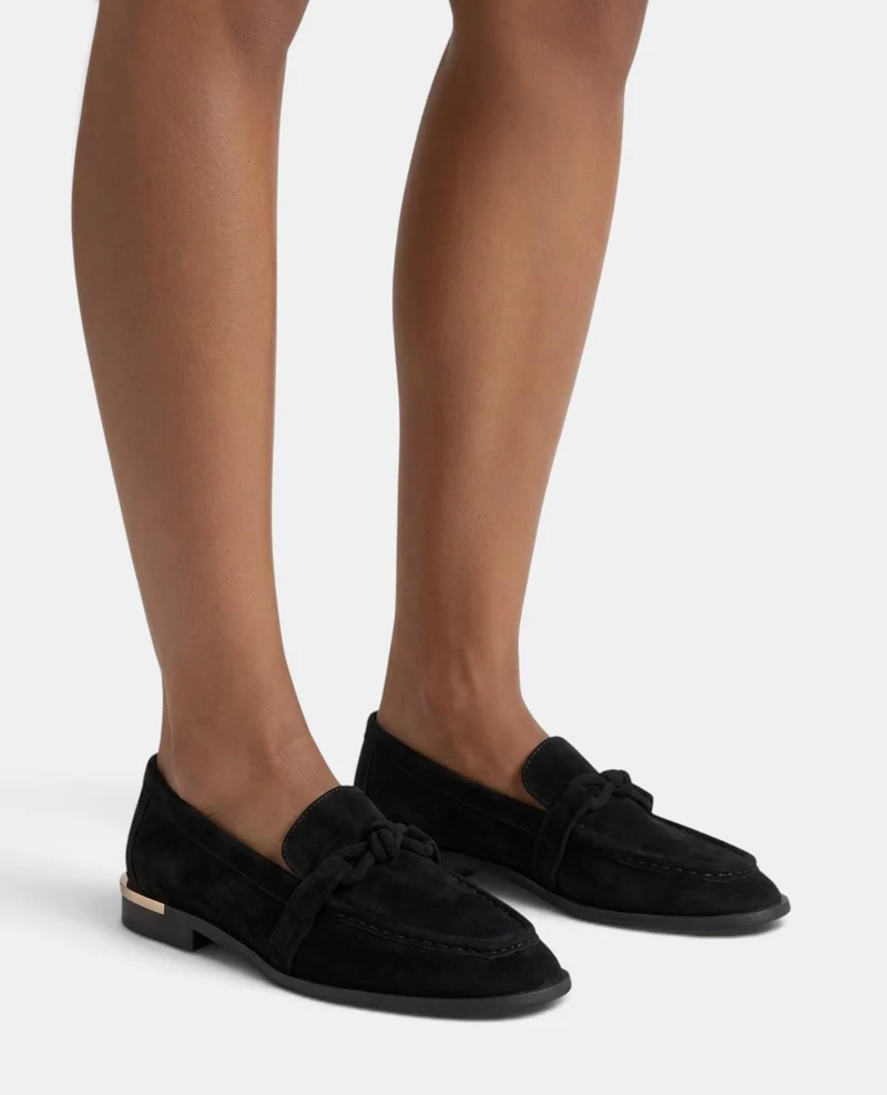 MOCASÍN ANTE CON DETALLE NUDO