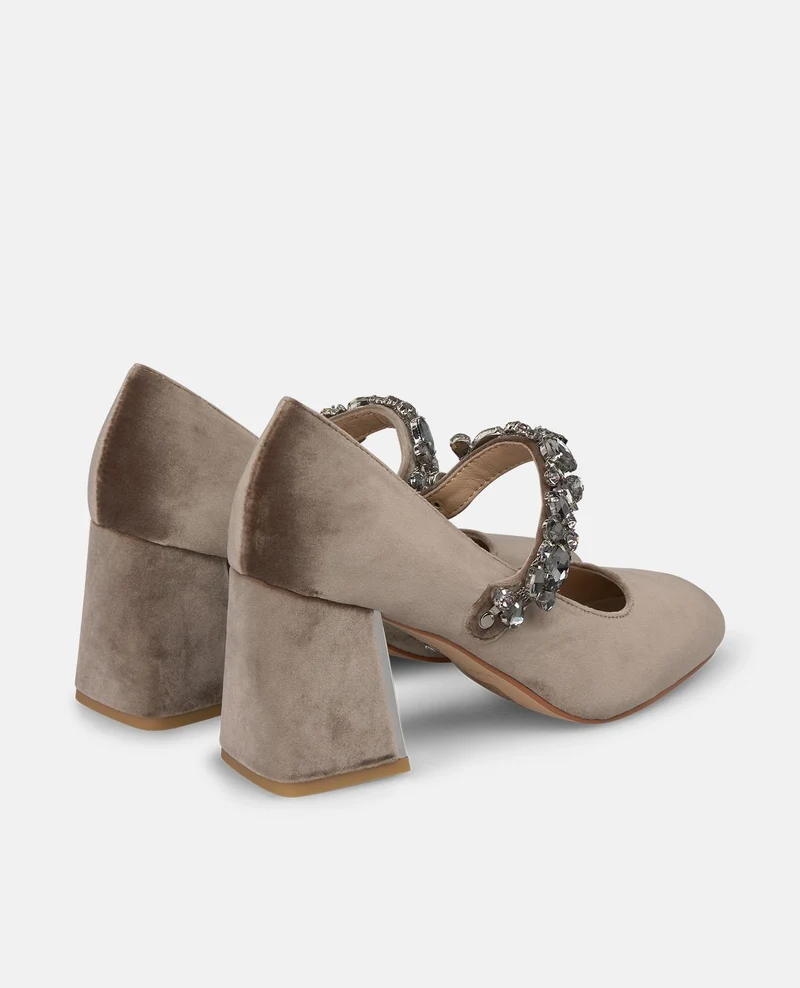 ZAPATO SALÓN DE TERCIOPELO CON HEBILLA