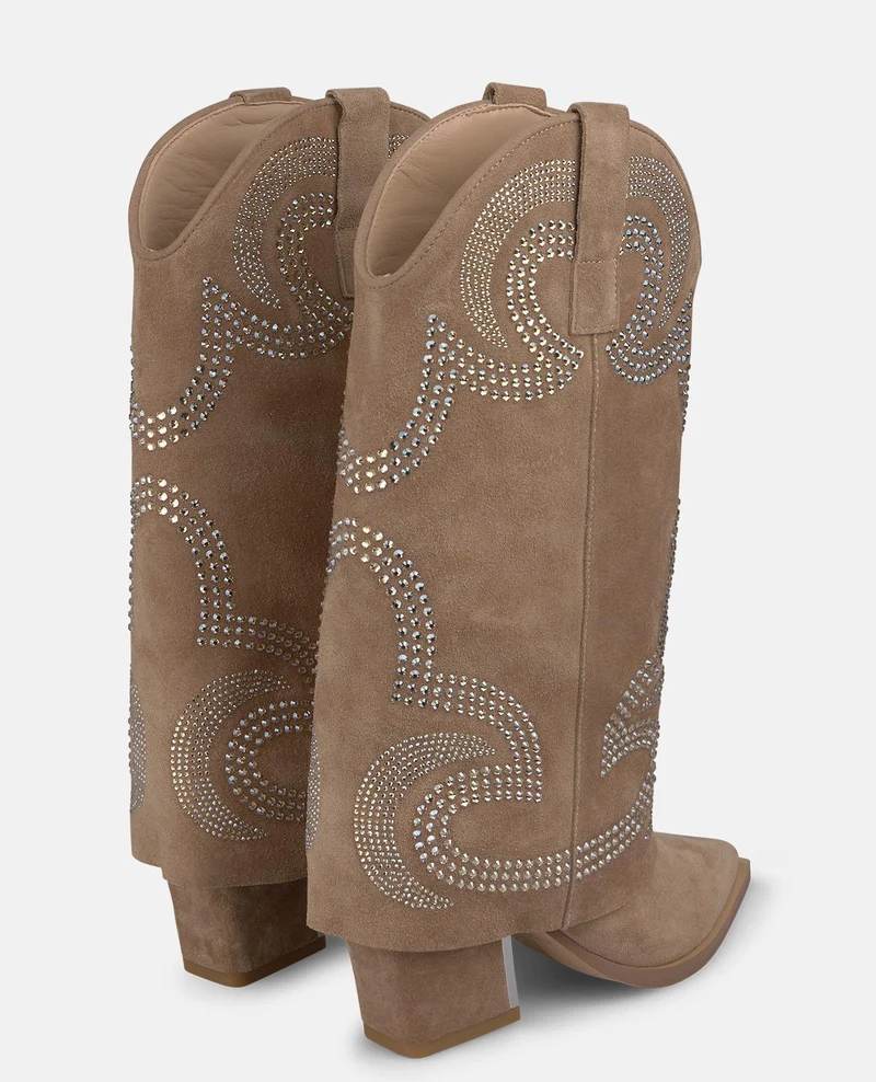 BOTA COWBOY DE ANTE CON DETALLES PEDRERÍA