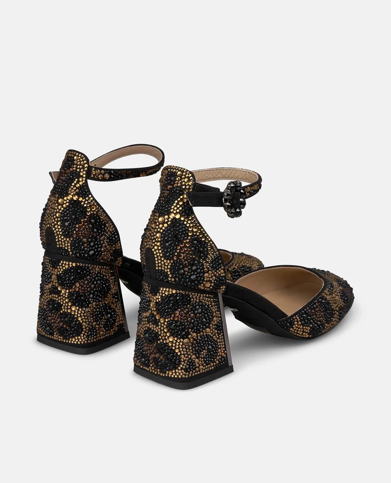 ZAPATO TACÓN ANIMAL PRINT CON PULSERA