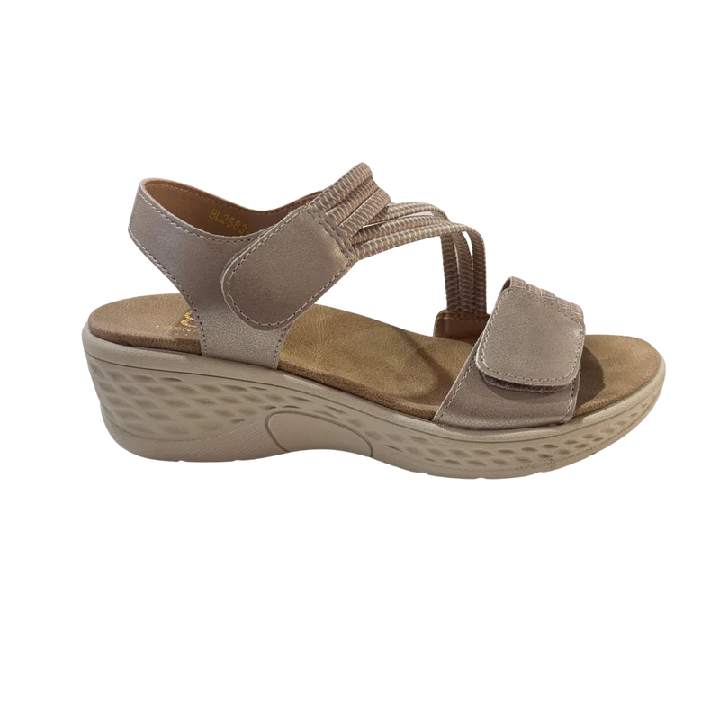 MUJER SANDALIA COMODO CUÑA BEIGE