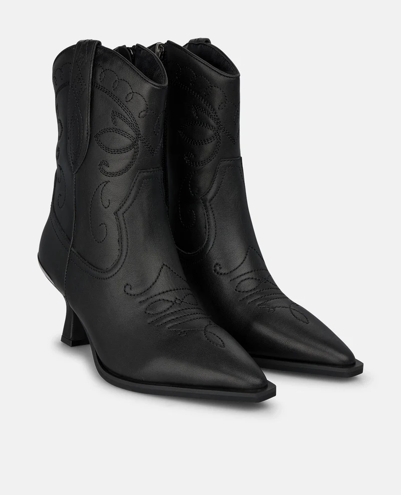 BOTÍN COWBOY DE PIEL CON CREMALLERA