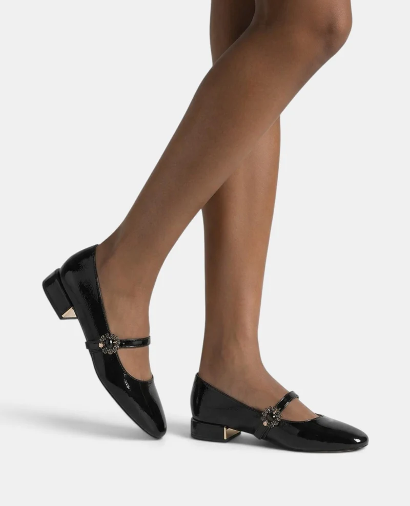 ZAPATO PLANO DE CHAROL