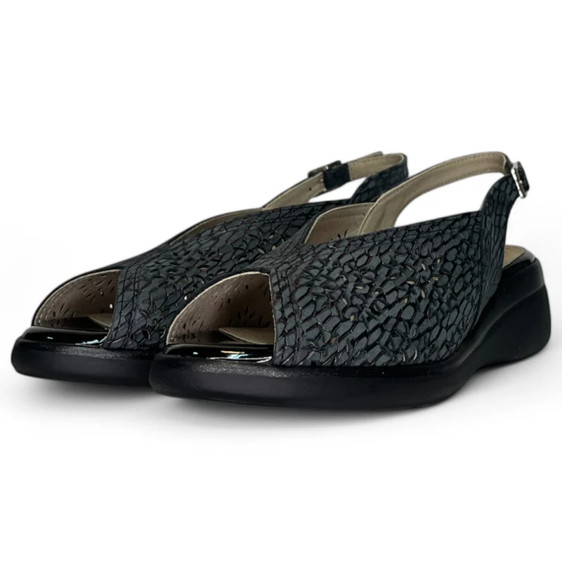 Sandalias Pitillos Piel Troquelada Cuña 10342 Negro