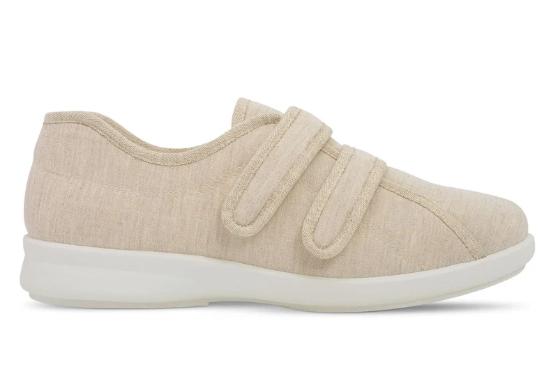Zapatos de lona DB Celene de ajuste ancho para mujer