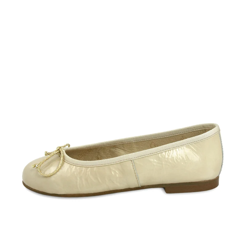 Bailarina charol beige 5631 Eli