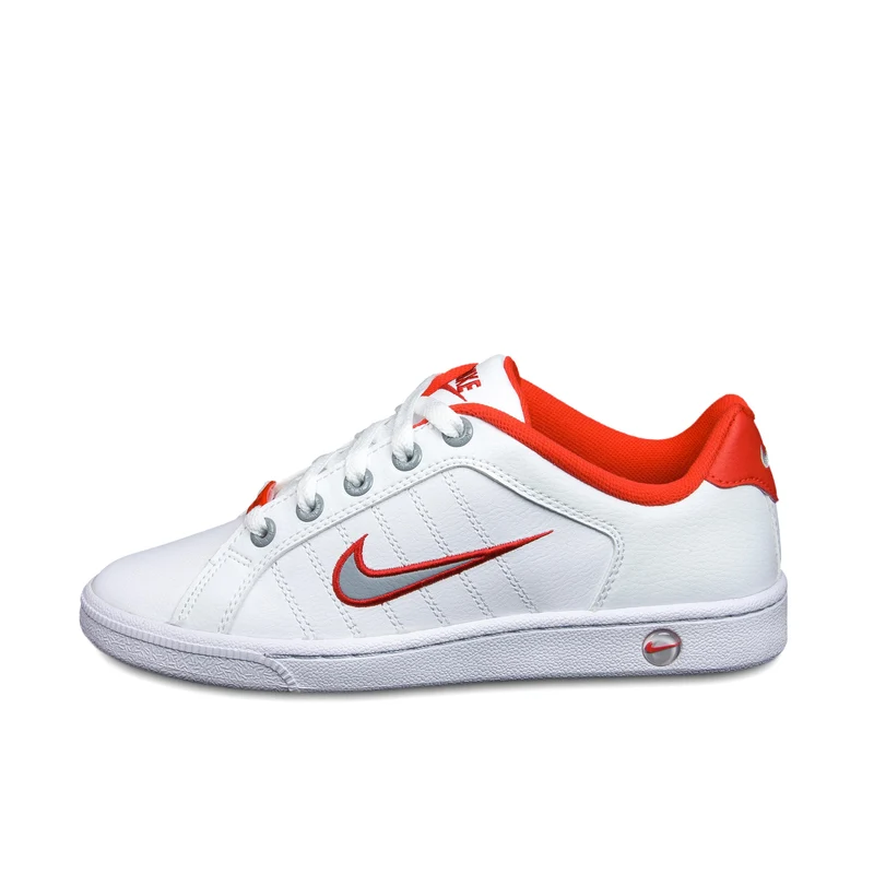 Deportiva rojo COUR Nike