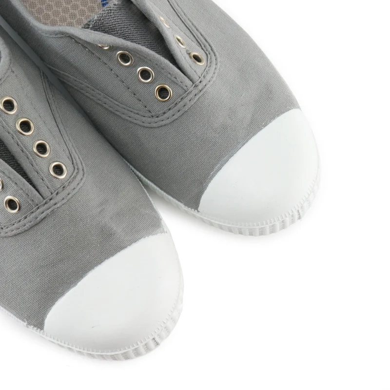 Zapatilla gris claro 88088 La Cadena