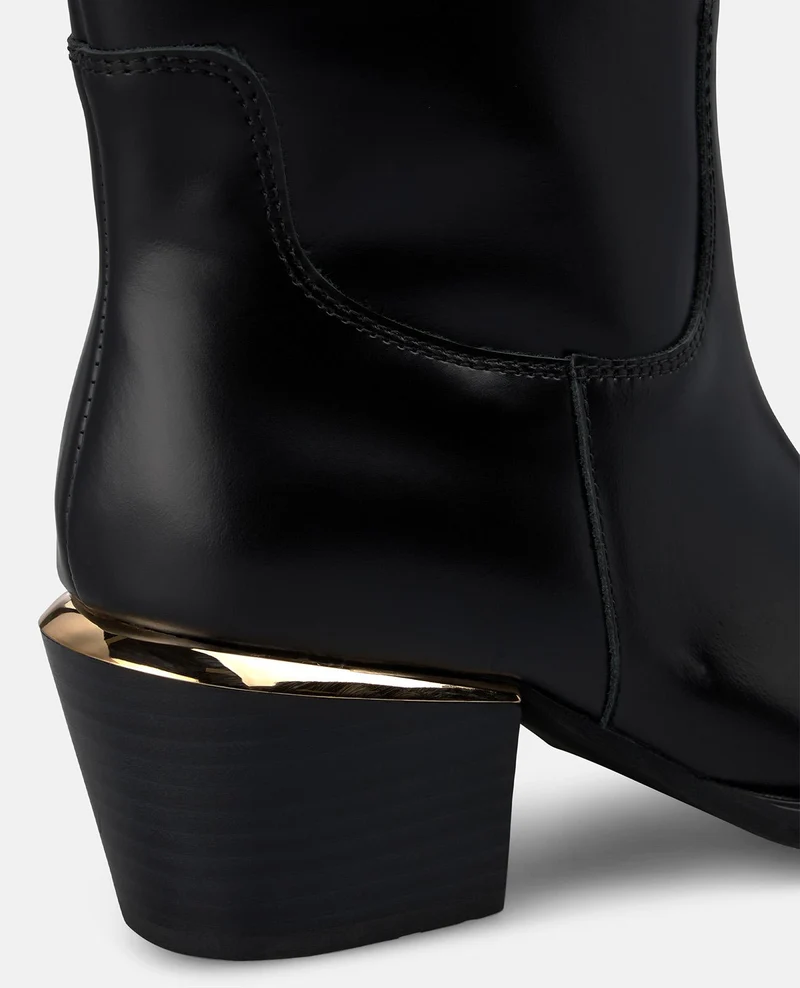 BOTA ALTA DE NAPA CON HEBILLA