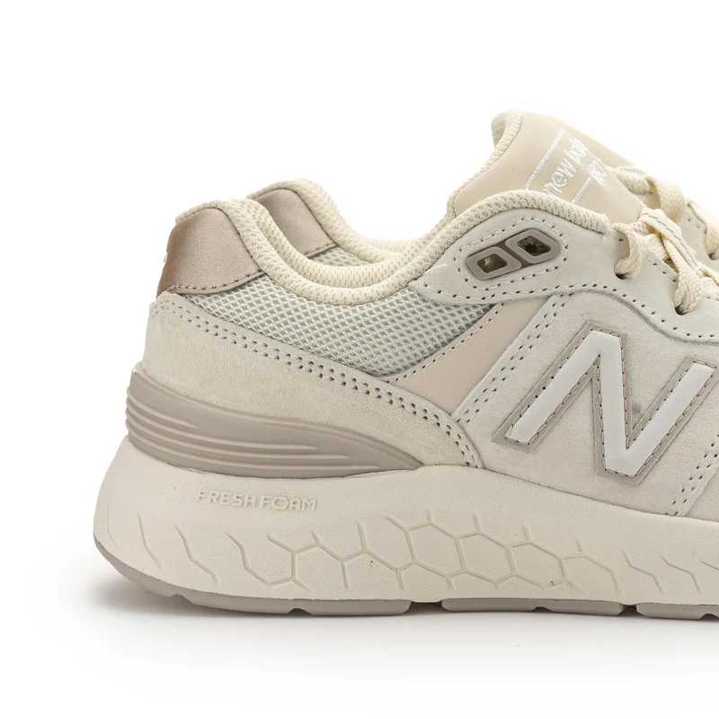 Deportiva beige WW880TB6 New Balance