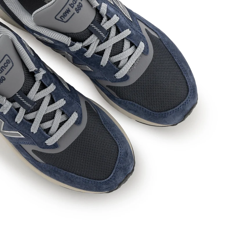 Deportiva serraje azul MW880CB6 New Balance