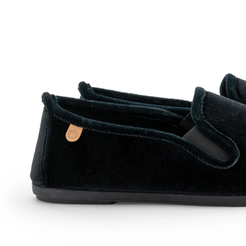 Zapatilla casa negra 55107 La Cadena