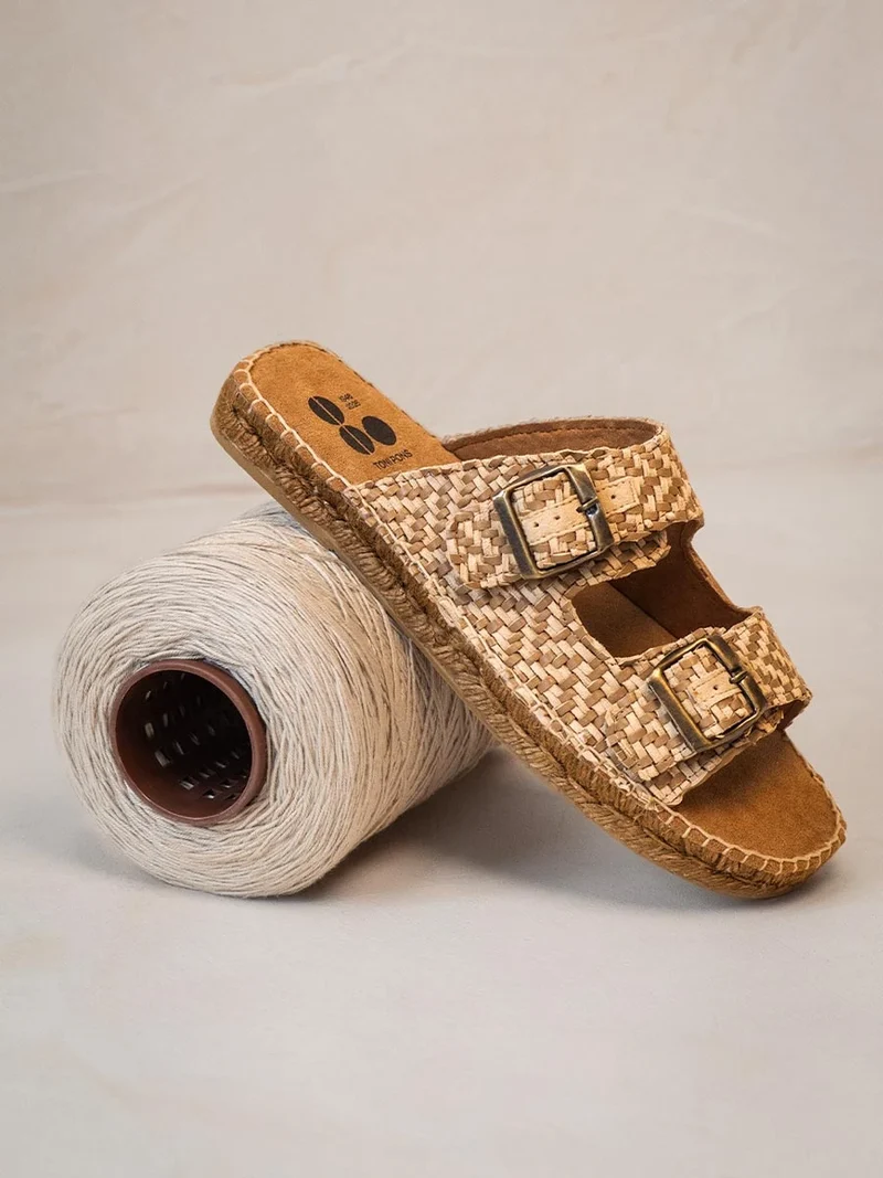 Sandalia de hombre con hebillas en piel trenzada | ANGLES80