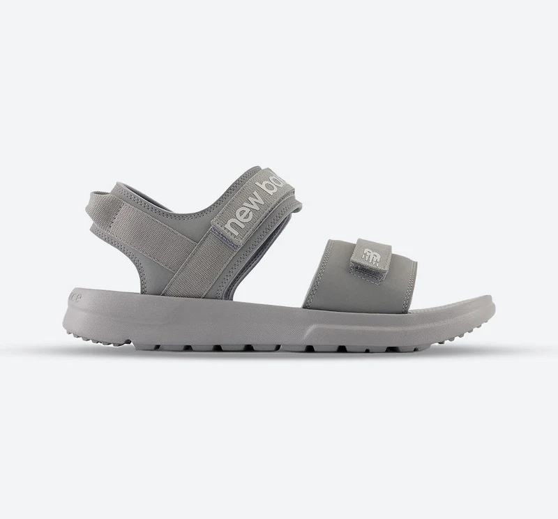 Sandalias New Balance SUA250A1 de corte ancho para mujer