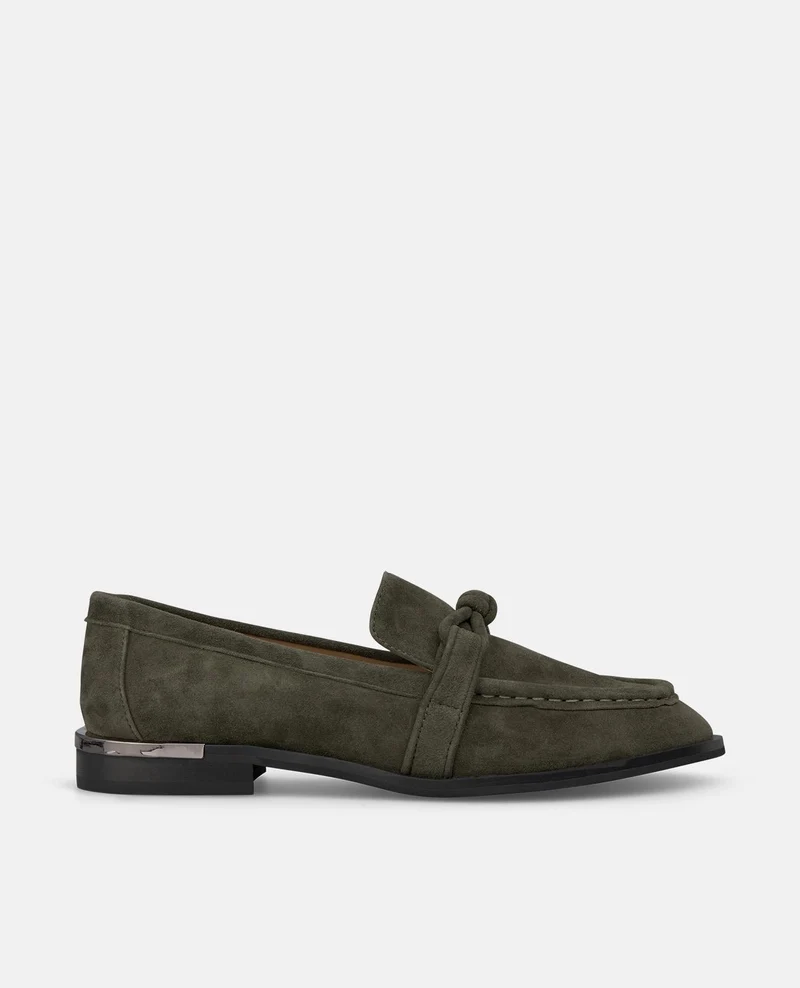 MOCASÍN DETALLE NUDO