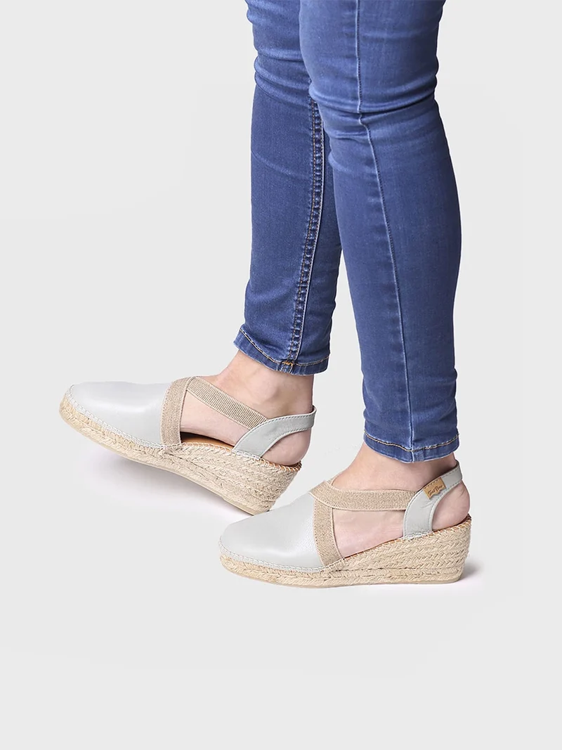 Alpargata de piel con cuña media para mujer | TOSSA