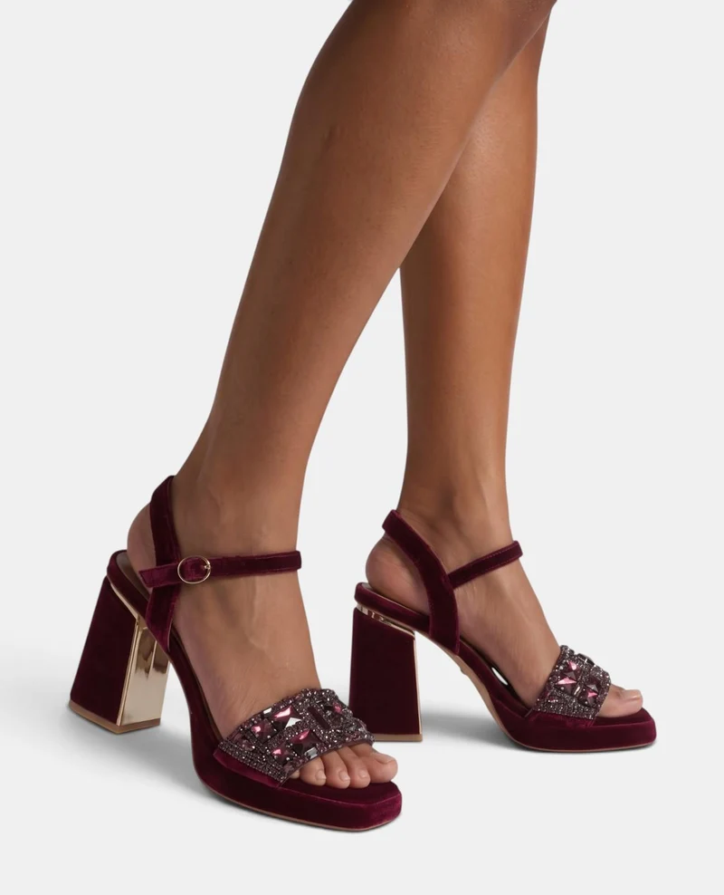 SANDALIA DE TACÓN DE TERCIOPELO