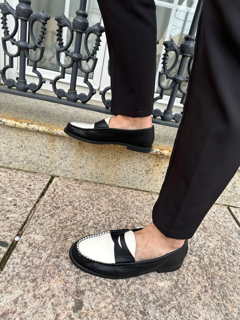 Mocasines Corina Antifaz M5155 Negro