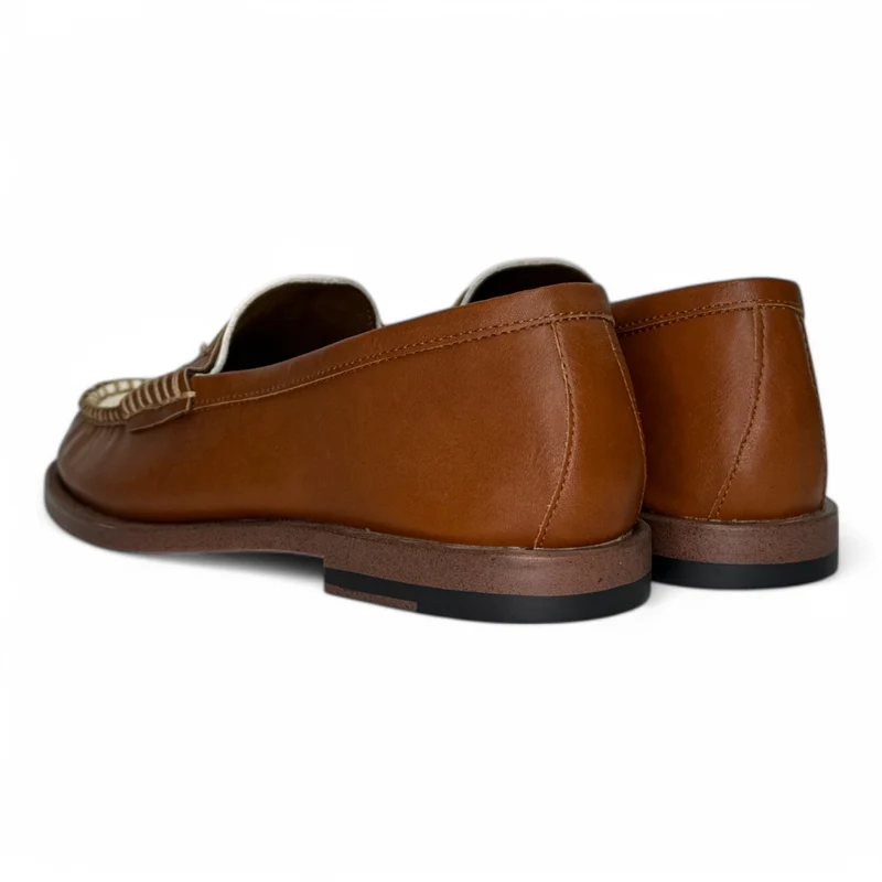 Mocasines Corina Antifaz M5155 Cuero
