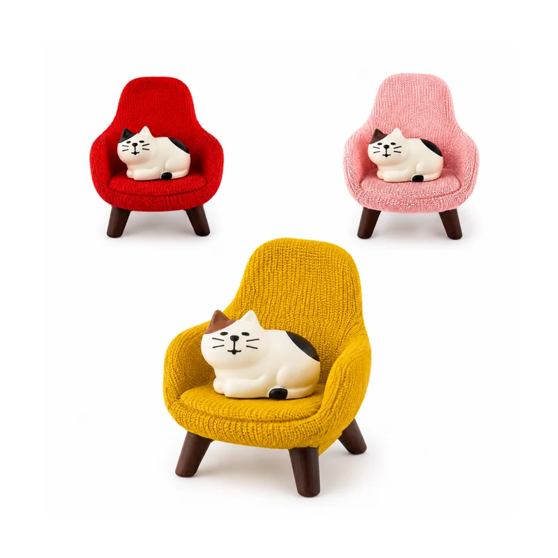 Miomu Adorno Gatito en el Sofá