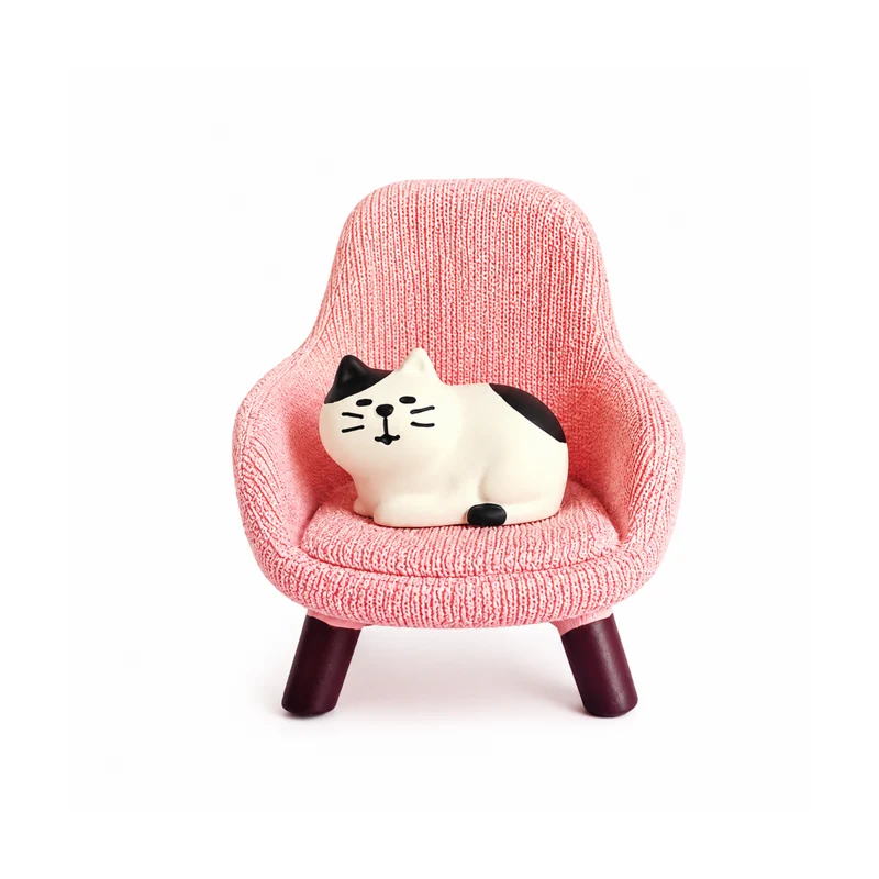 Miomu Adorno Gatito en el Sofá