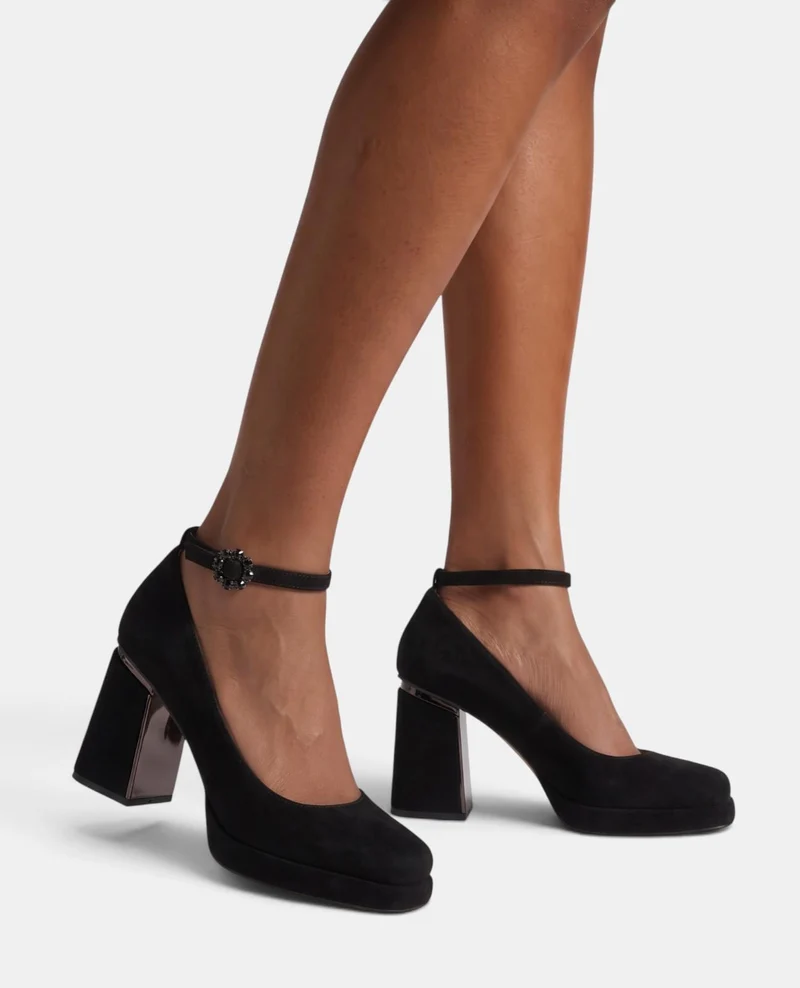 ZAPATO TACÓN ANTE CON CIERRE DE PULSERA