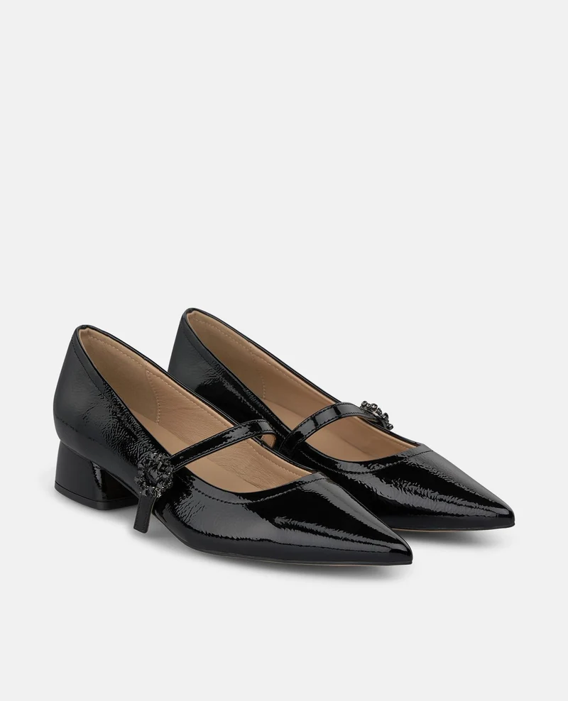 ZAPATO CON HEBILLA