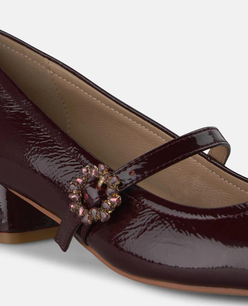 ZAPATO CON HEBILLA
