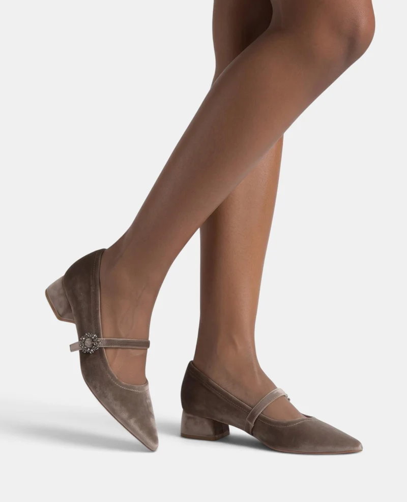 ZAPATO CON HEBILLA